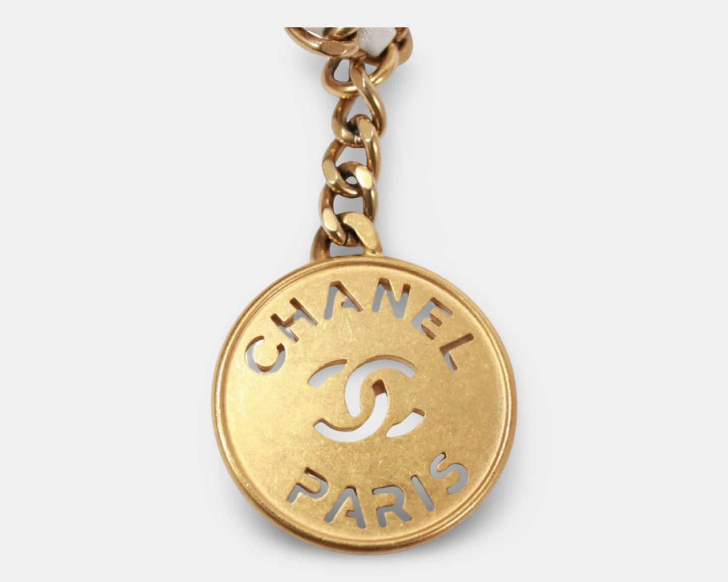 Chanel 22 Mini Shoulder Bag White Calfskin Gold – Good Condition | L’LUXE Authentics