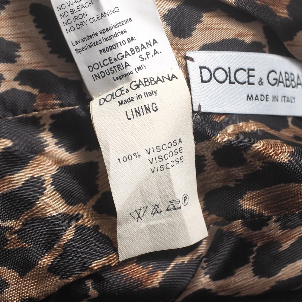 Dolce & Gabbana hooded jacket of brown leather and polecat fur, with goldtone logo buckle closures Size 38 – 100% Authentic ✨Pre-Owned A Condition ~28% Off MSRP