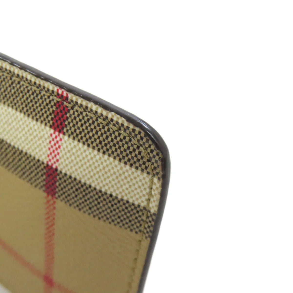 BURBERRY – Coin Case – Nova Check – Designed by Christopher Bailey – 2000s – 100% Authentic Pre - Owned Item No.: 75621043 - LLUXE.CA