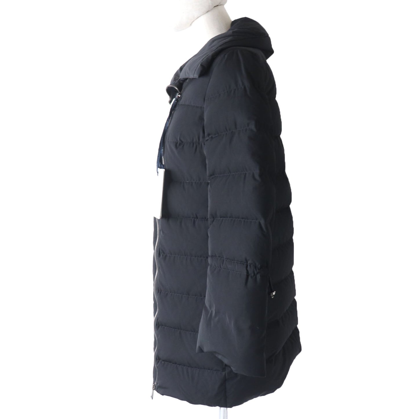 MONCLER – Down Coat – Lobelia – Black – Size 0 – 100% ✨Authentic Pre-Owned A Rank (Very good pre-owned condition)