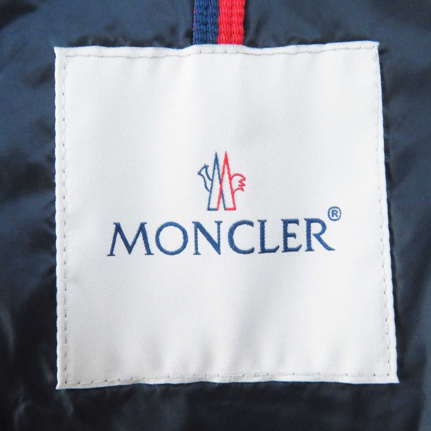 MONCLER – Down Coat – Hermine – Navy – Size 00 – 100% Authentic Pre-Owned(✨Excellent condition with virtually no signs of use)