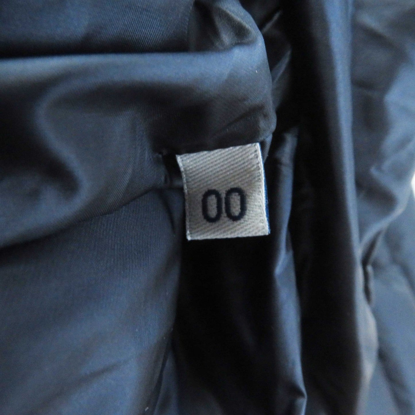 MONCLER – Down Coat – Hermine – Navy – Size 00 – 100% Authentic Pre-Owned(✨Excellent condition with virtually no signs of use)