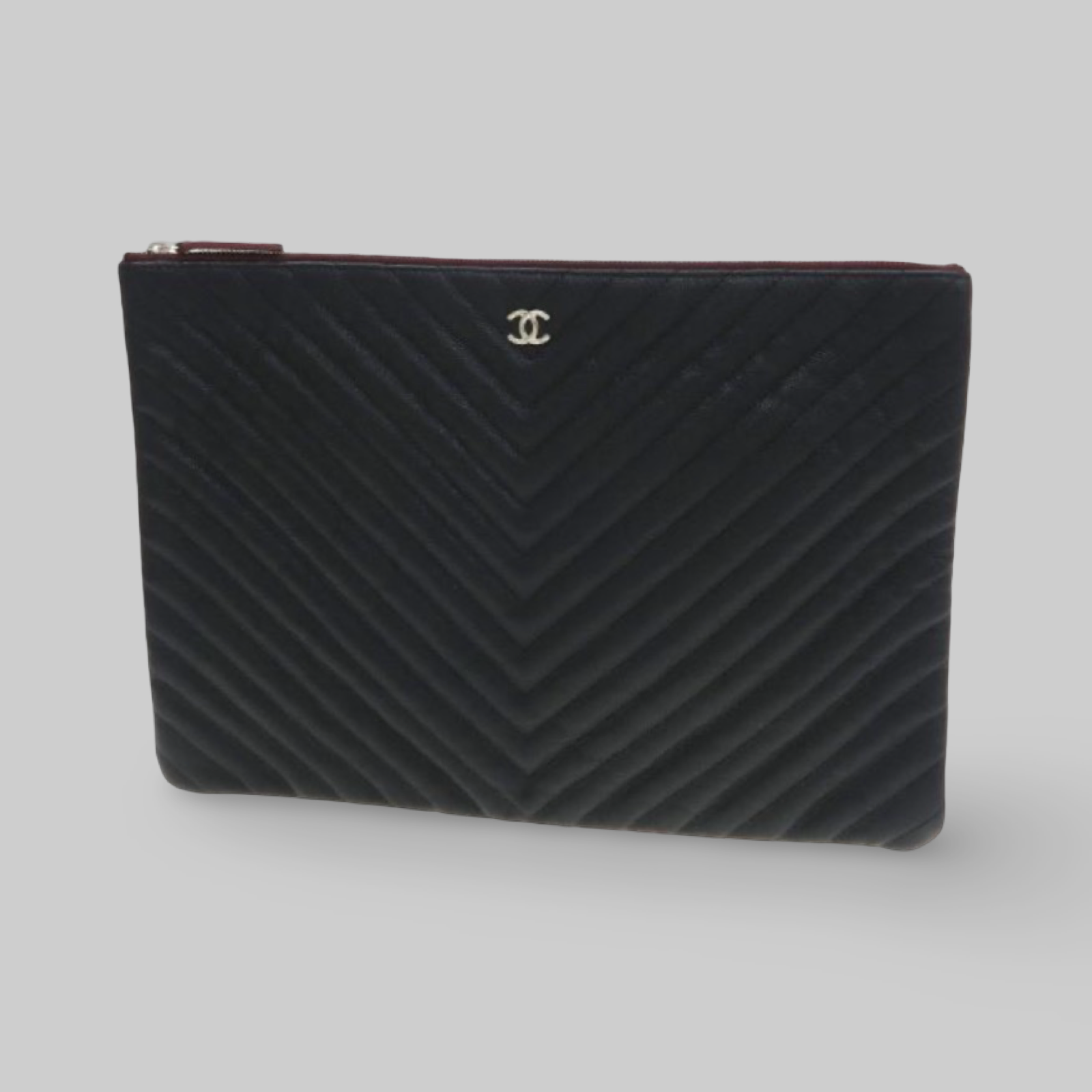 Chanel Caviar Matelassé Clutch Bag Black previously owned Authentic
