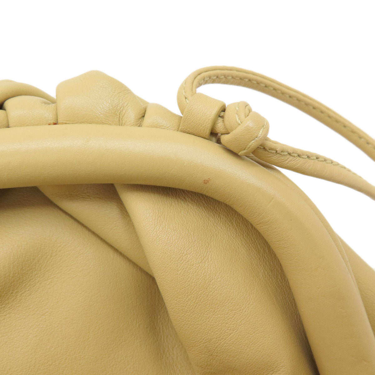 Bottega Veneta Gamaguchi – 100% Authentic ✨Very  Good Pre-Owned Condition ~ 28 % off MSRP