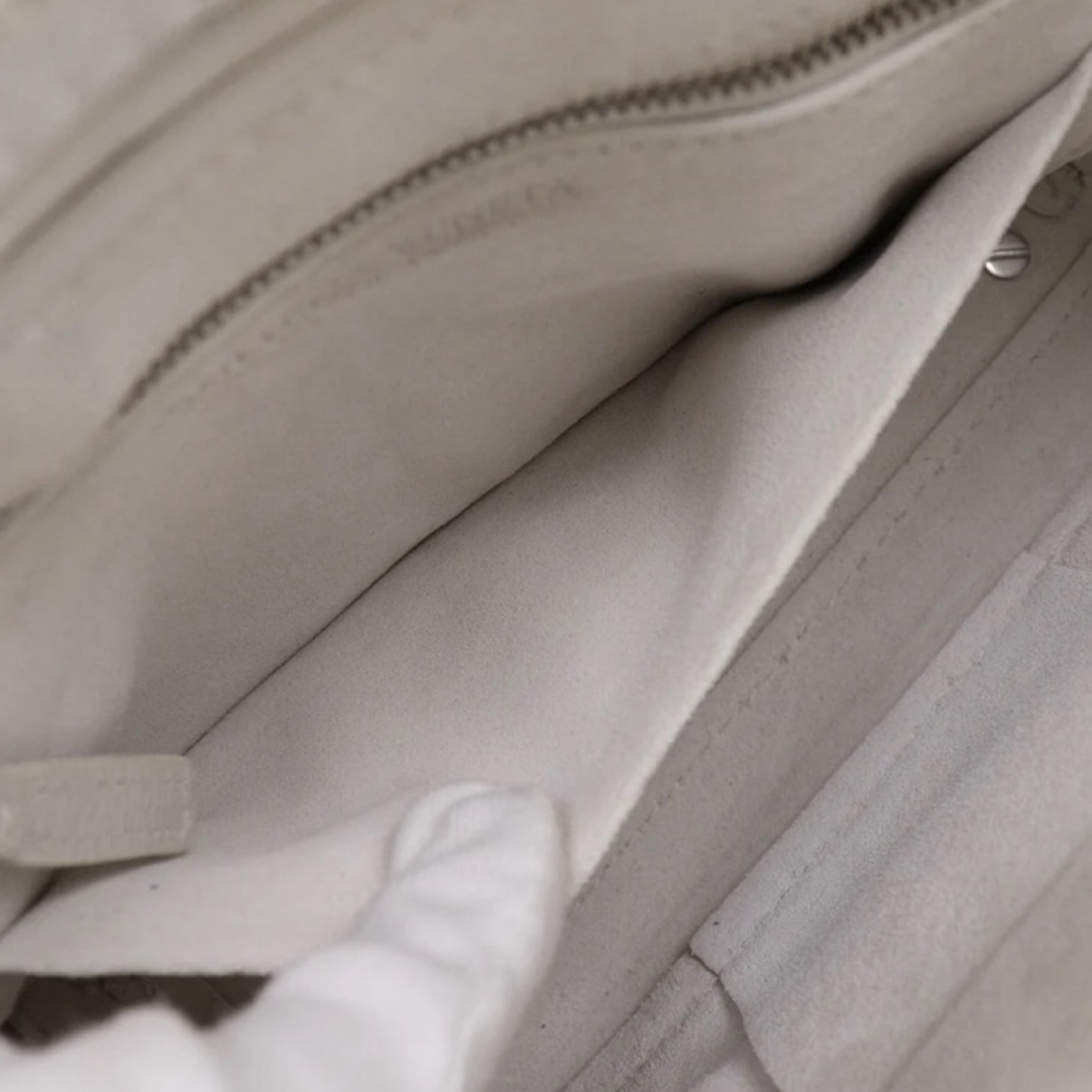 Bottega Veneta Arco Tool Bag Off-White Calfskin Leather –Previously Owned