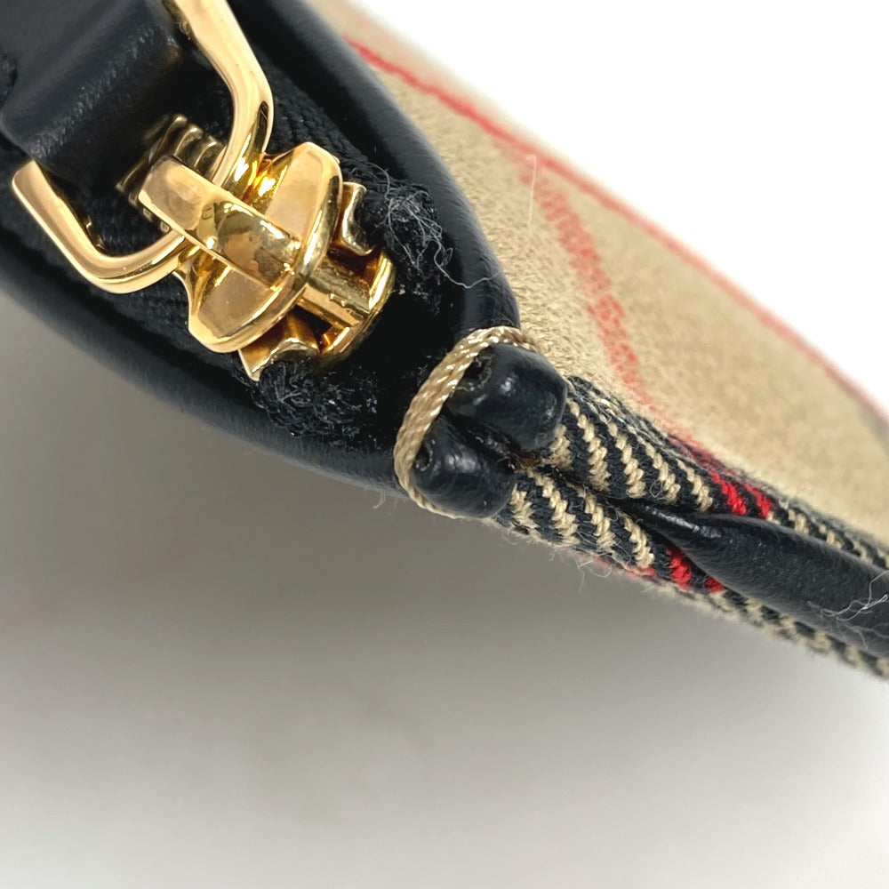 BURBERRY Coin Case/Store Display