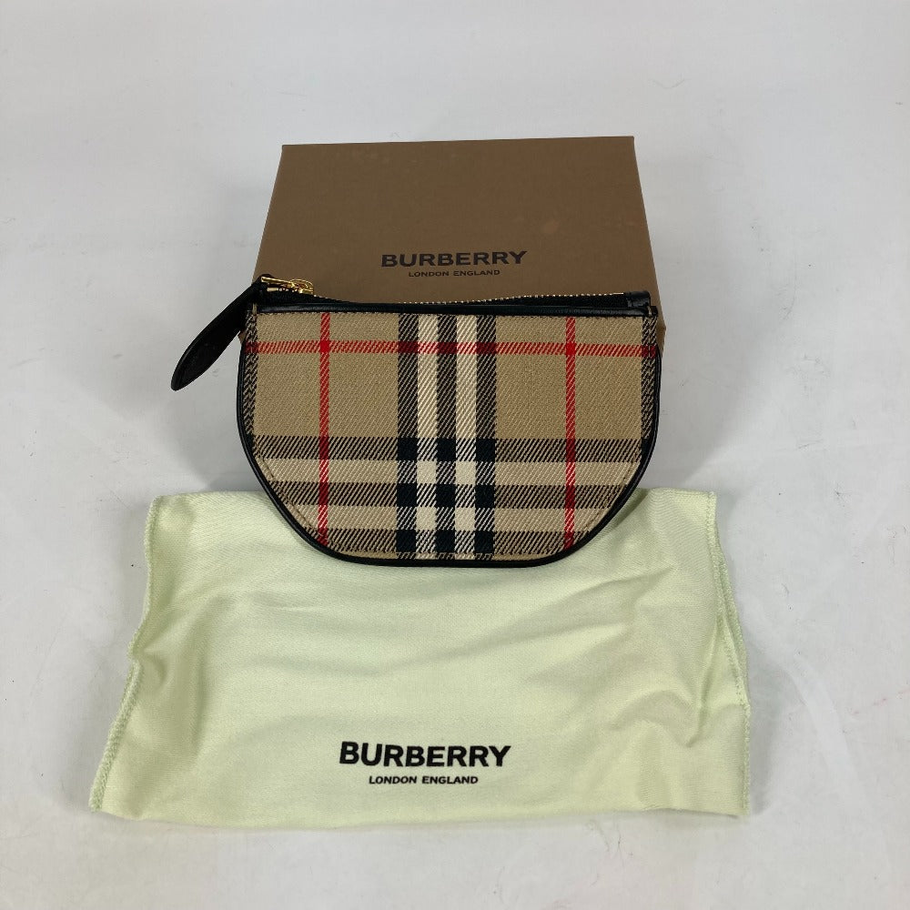 BURBERRY Coin Case/Store Display