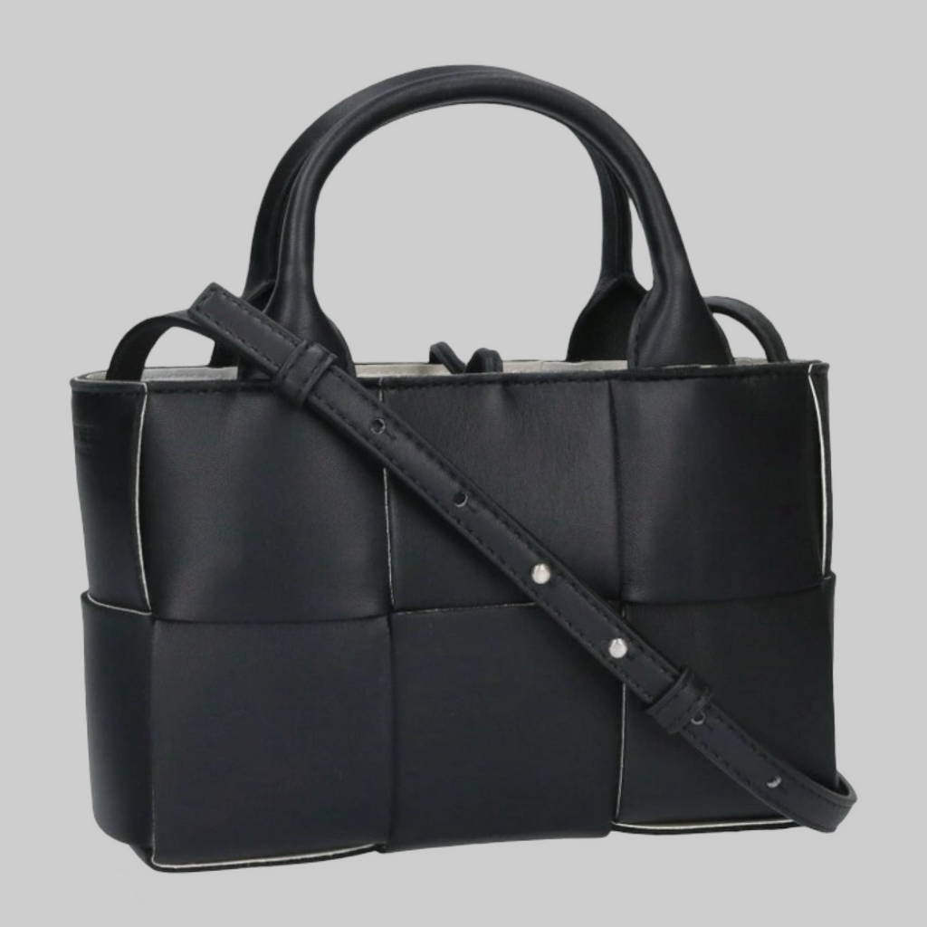 Bottega Veneta Candy Arco Maxi Intrecciato 2-Way Shoulder Bag Black White Excellent Previously Owned Authentic