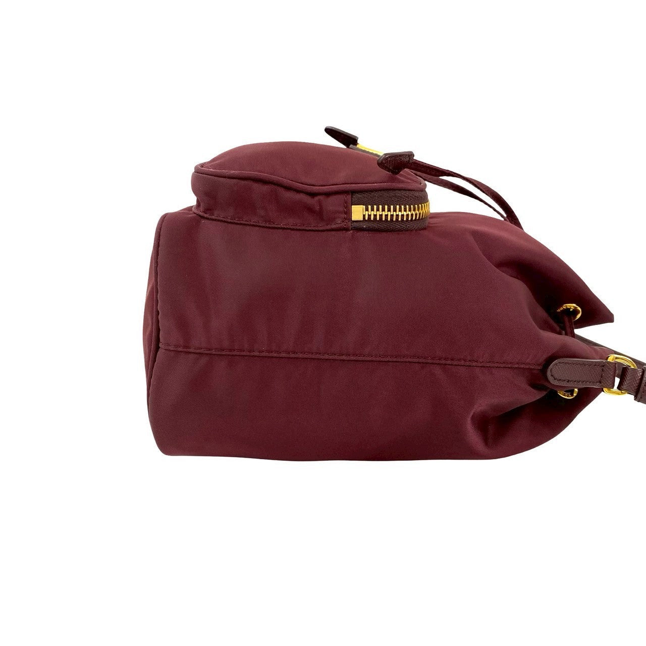 Prada                                                                 Duet in Wine Red                                             100% Authentic                                                    ✨Very Good Pre-Owned Condition               -27% off MSRP