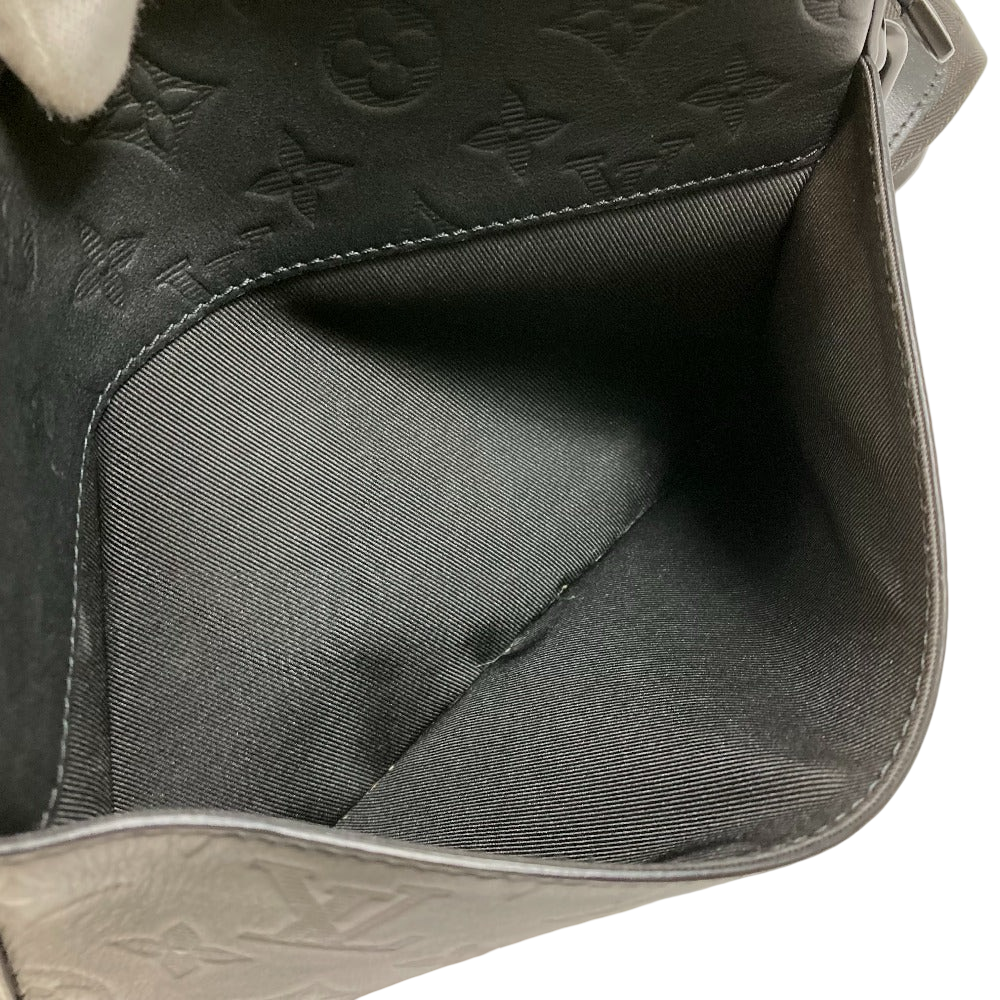 Louis Vuitton Duo Messenger Sling Bag Black Monogram Shadow Leather