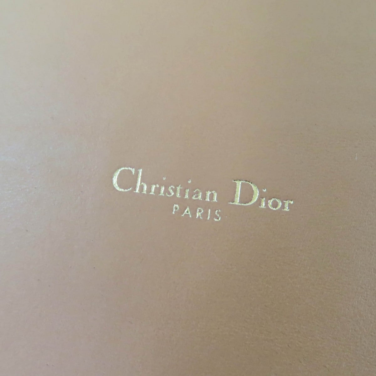 Christian Dior                                                       D-Waist Maxi Belt                                            100% Authentic                                             Excellent Pre-Owned Condition                      -25% off MSRP