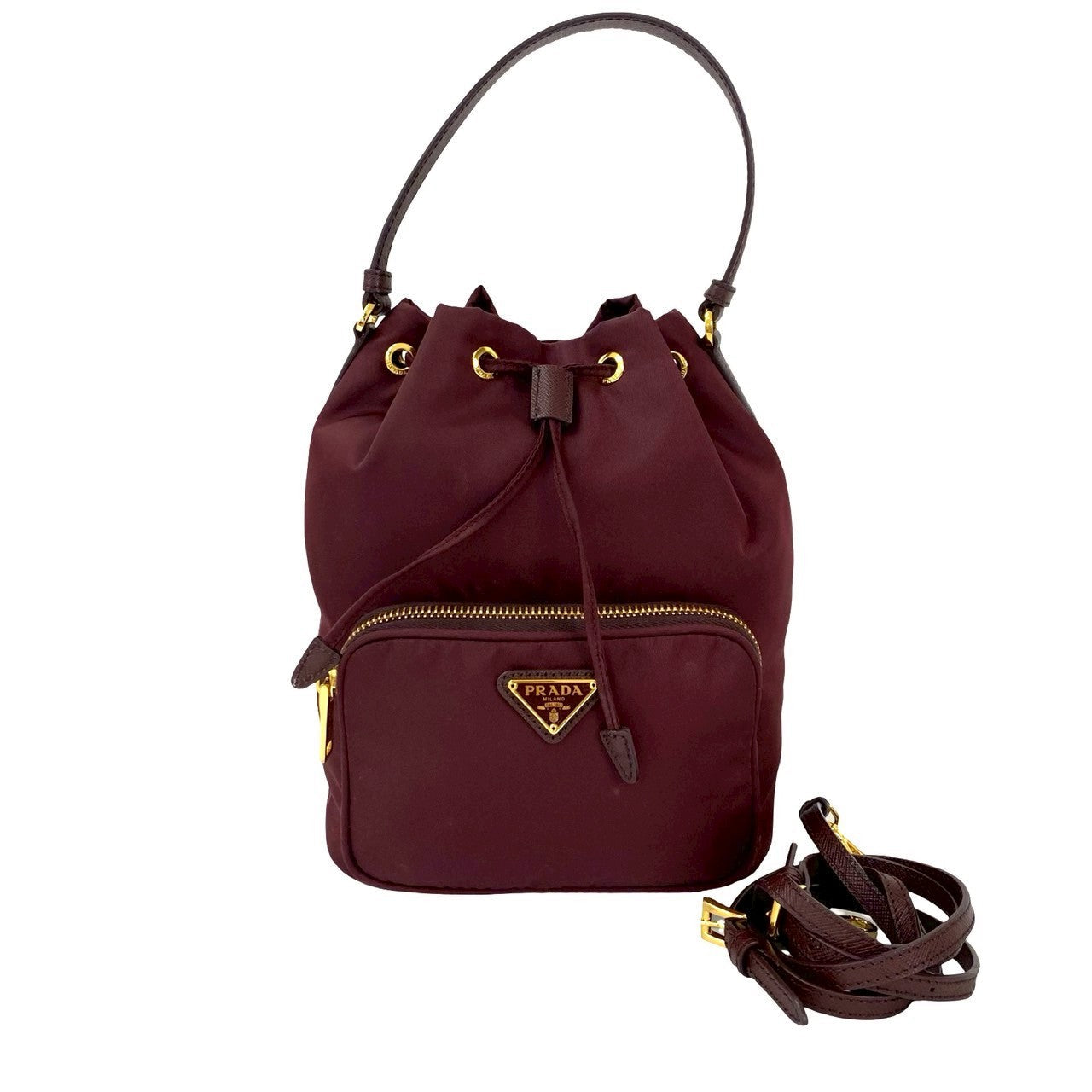 Prada                                                                 Duet in Wine Red                                             100% Authentic                                                    ✨Very Good Pre-Owned Condition               -27% off MSRP