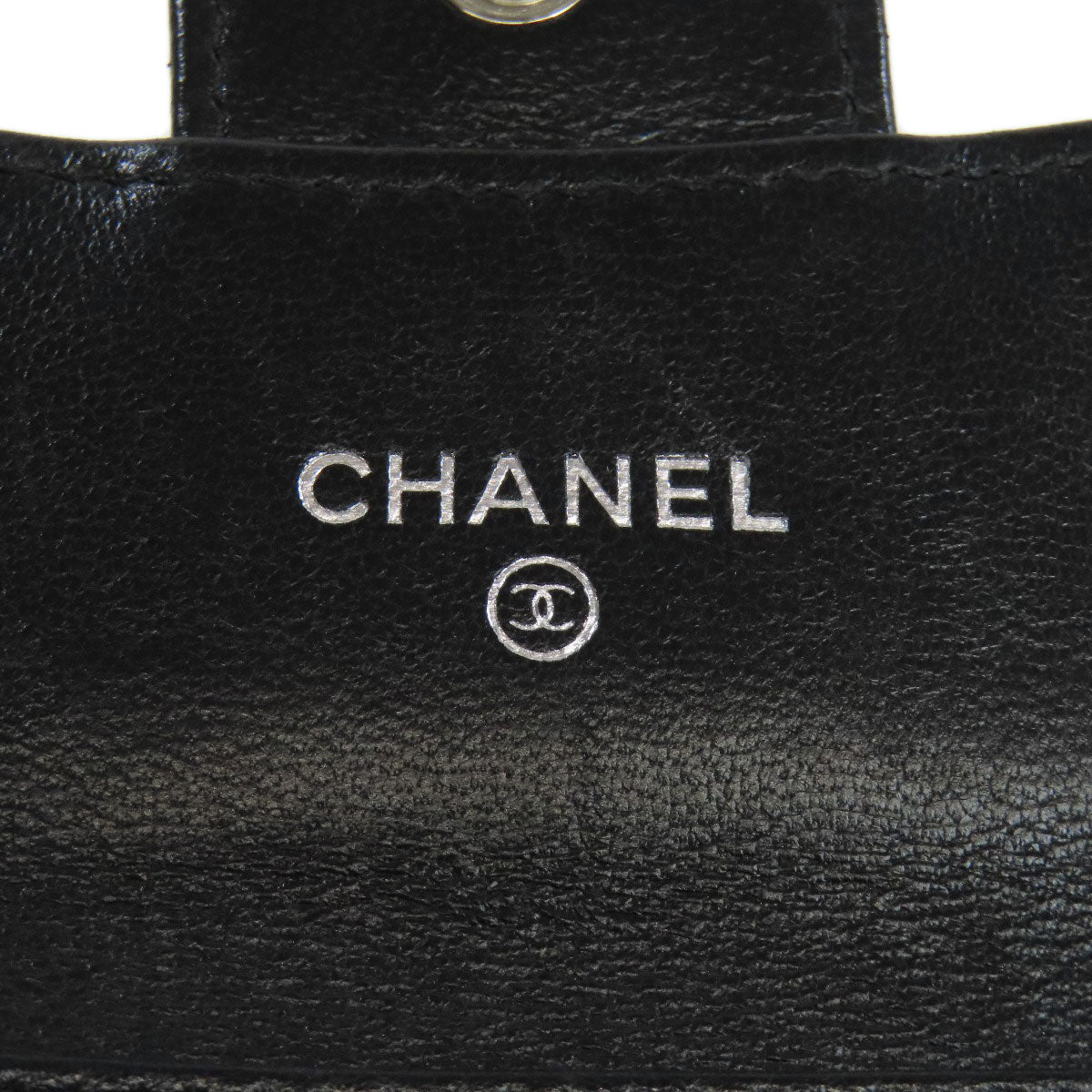 CHANEL Bifold Chain Wallet Matelassée–