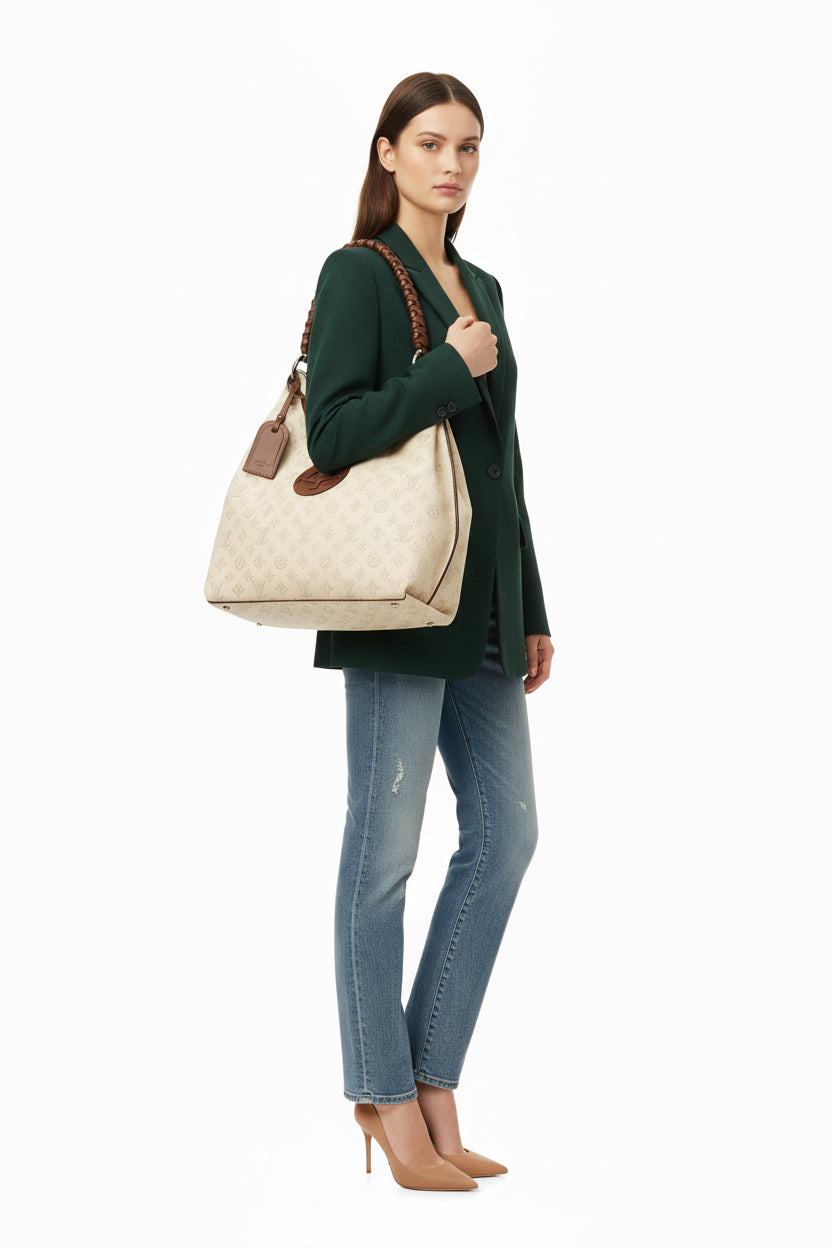 Louis Vuitton Carmel Hobo Mahina Leather Creme Off-White Shoulder Bag Pristine Condition Previously Owned Authentic
