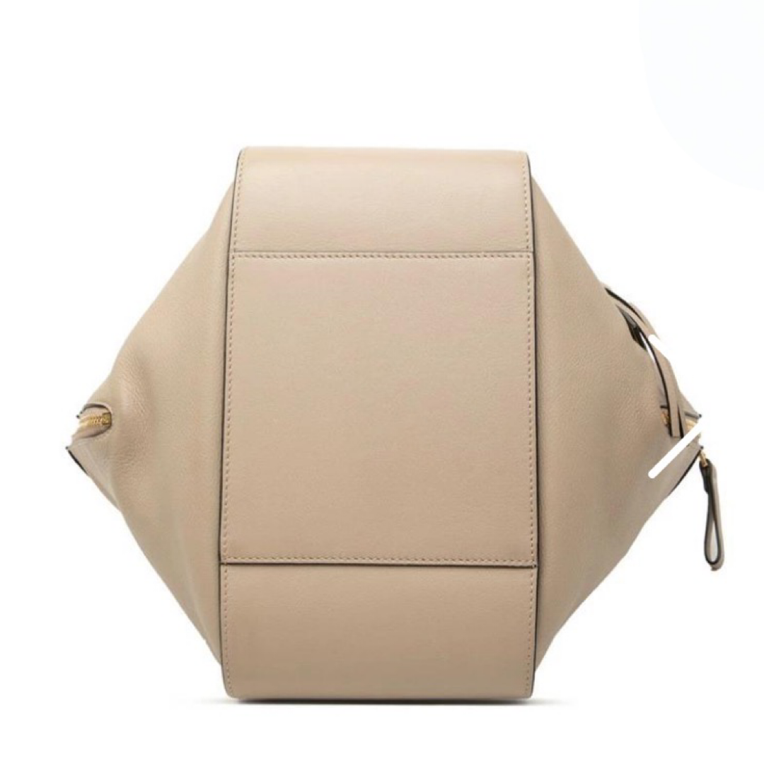 LOEWE Hammock Small 2-Way Shoulder Bag Beige Leather previously owned Authentic