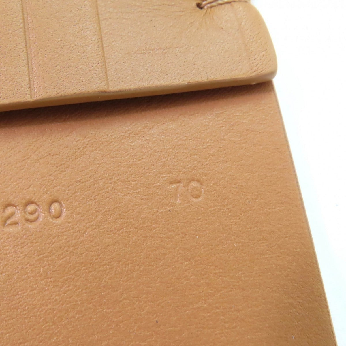 Christian Dior                                                       D-Waist Maxi Belt                                            100% Authentic                                             Excellent Pre-Owned Condition                      -25% off MSRP