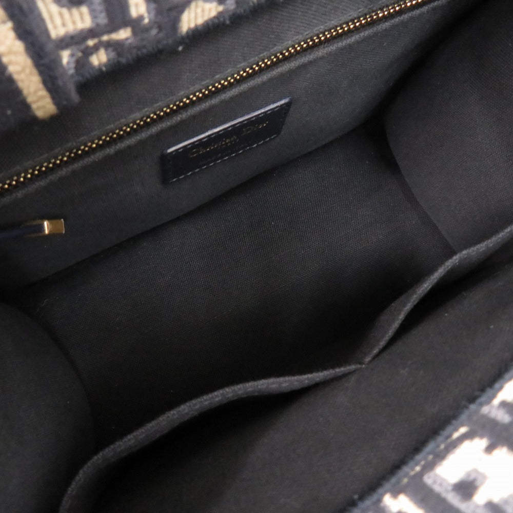 Christian Dior Oblique Book Tote                  Canvas & Leather                                            100% Authentic                                                     ✨ Excellent Pre-Owned Condition                       ~ 31% off MSRP