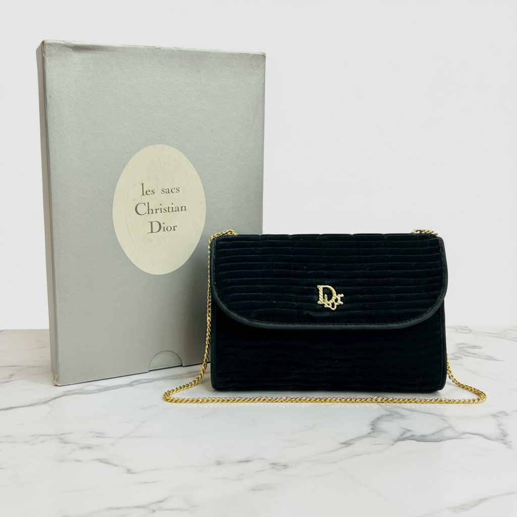 DIOR – Logo Metal Shoulder Bag – 100% Authentic ✨ Very Good Pre-Owned Very Condition             ~ 24% off MSRP