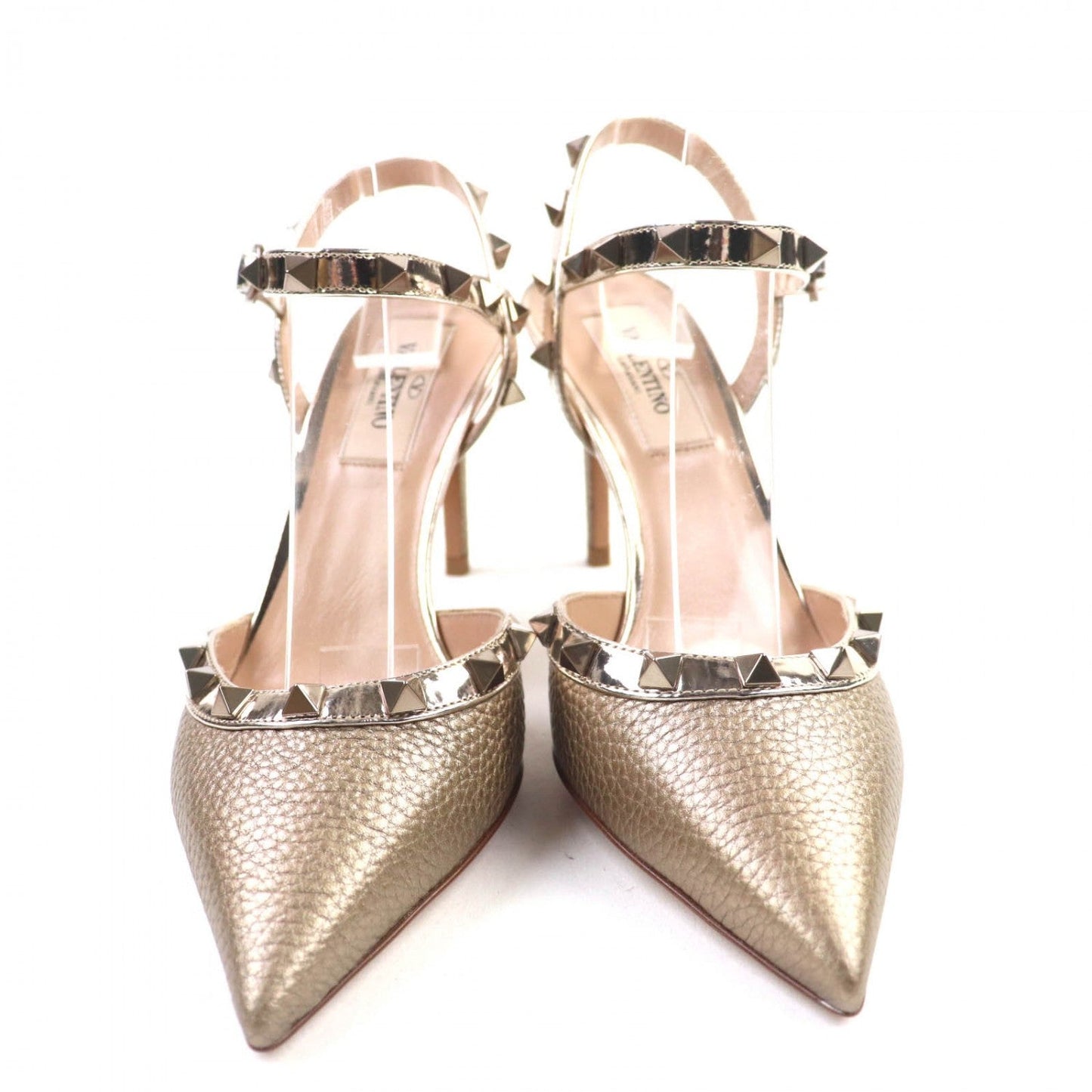 Valentino Garavani Pumps Size 35                                                        100% Authentic                                                                              ✨Pre-Owned in Mint Condition                                     -30 % MSRP