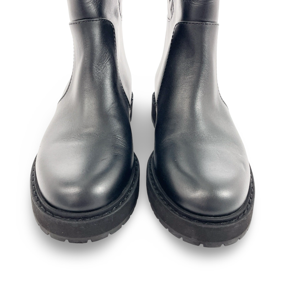 FENDI – Zucca Embossed FF Motif Long Boots – 21AW Black Leather – Size 37 – 100% Authentic ✨ Excellent Pre-Owned Condition ~27% Off MSRP