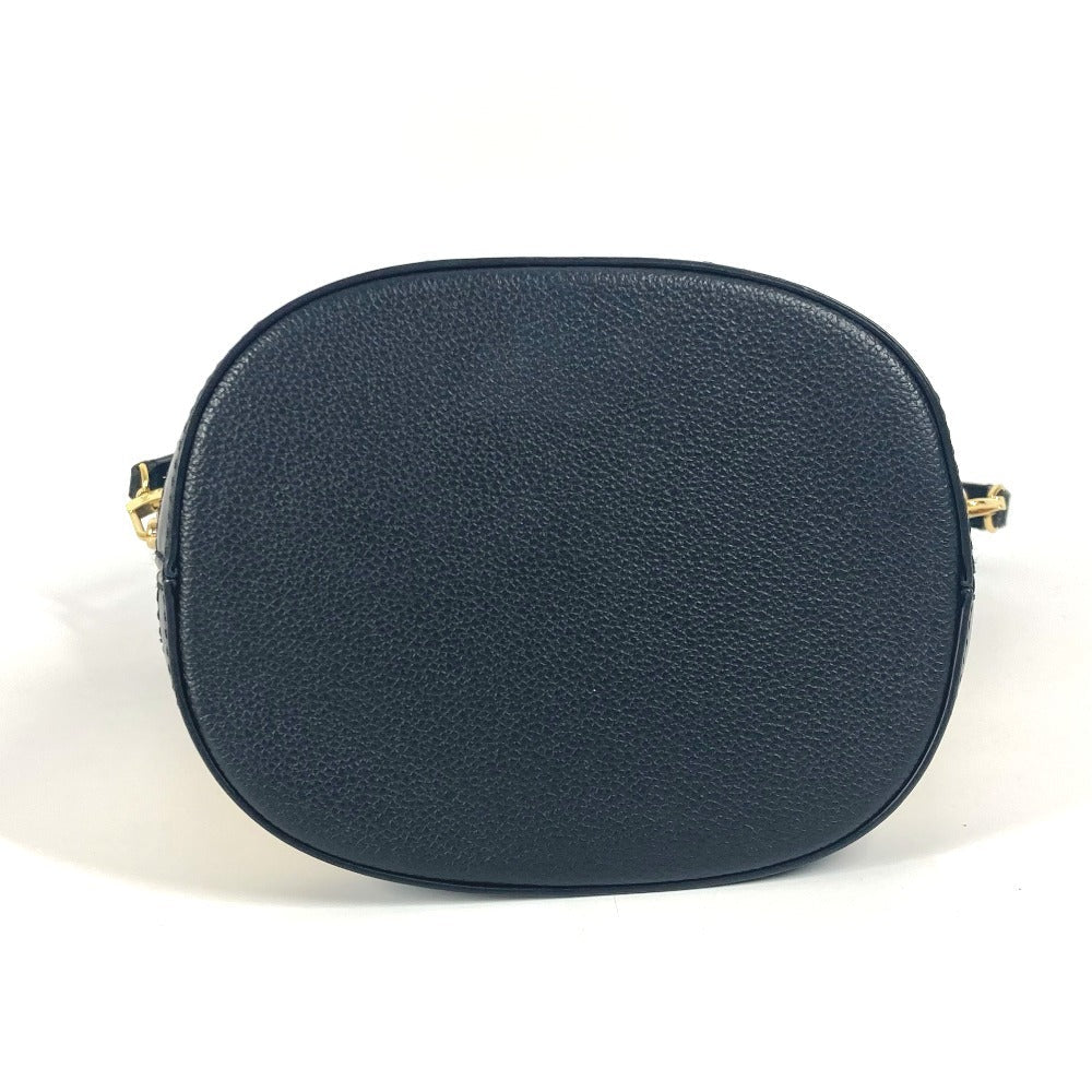 LOUIS VUITTON – Petite Bucket –