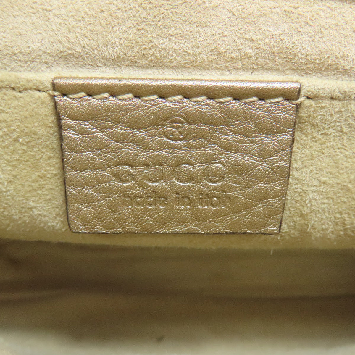 GUCCI – Chain Shoulder Bag – Gold Leather –Italy – 100% Authentic ✨Previously Owned Very Good Condition ~32% Off MSRP