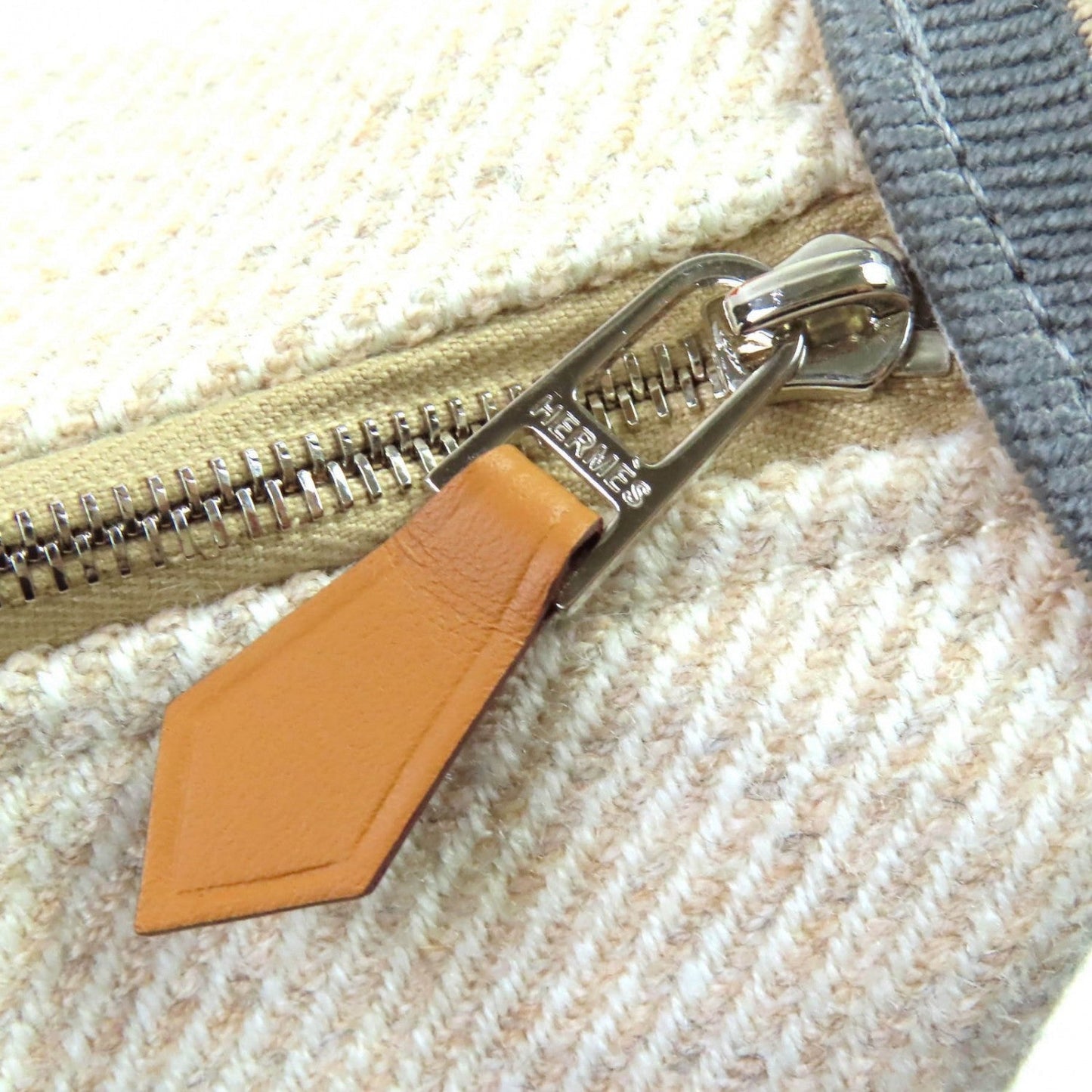 Hermès – Bride-à-Black PM OC Wool Pouch – 100% Authentic ✨Pre-Owned Unused Condition ~ 29% MSRP