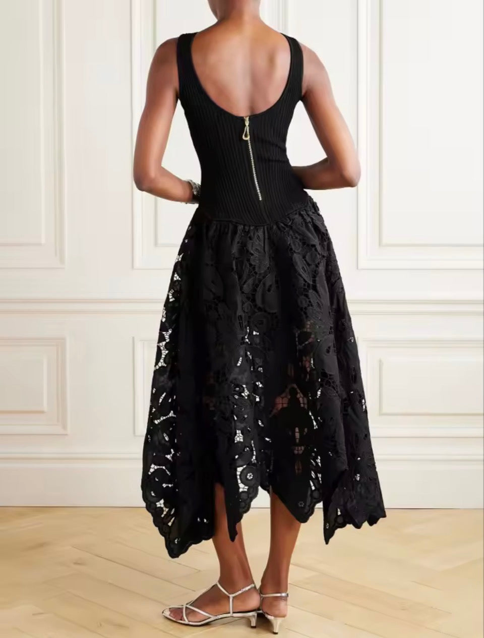 Black Openwork A-Line Sleeveless Lace Midi Dress