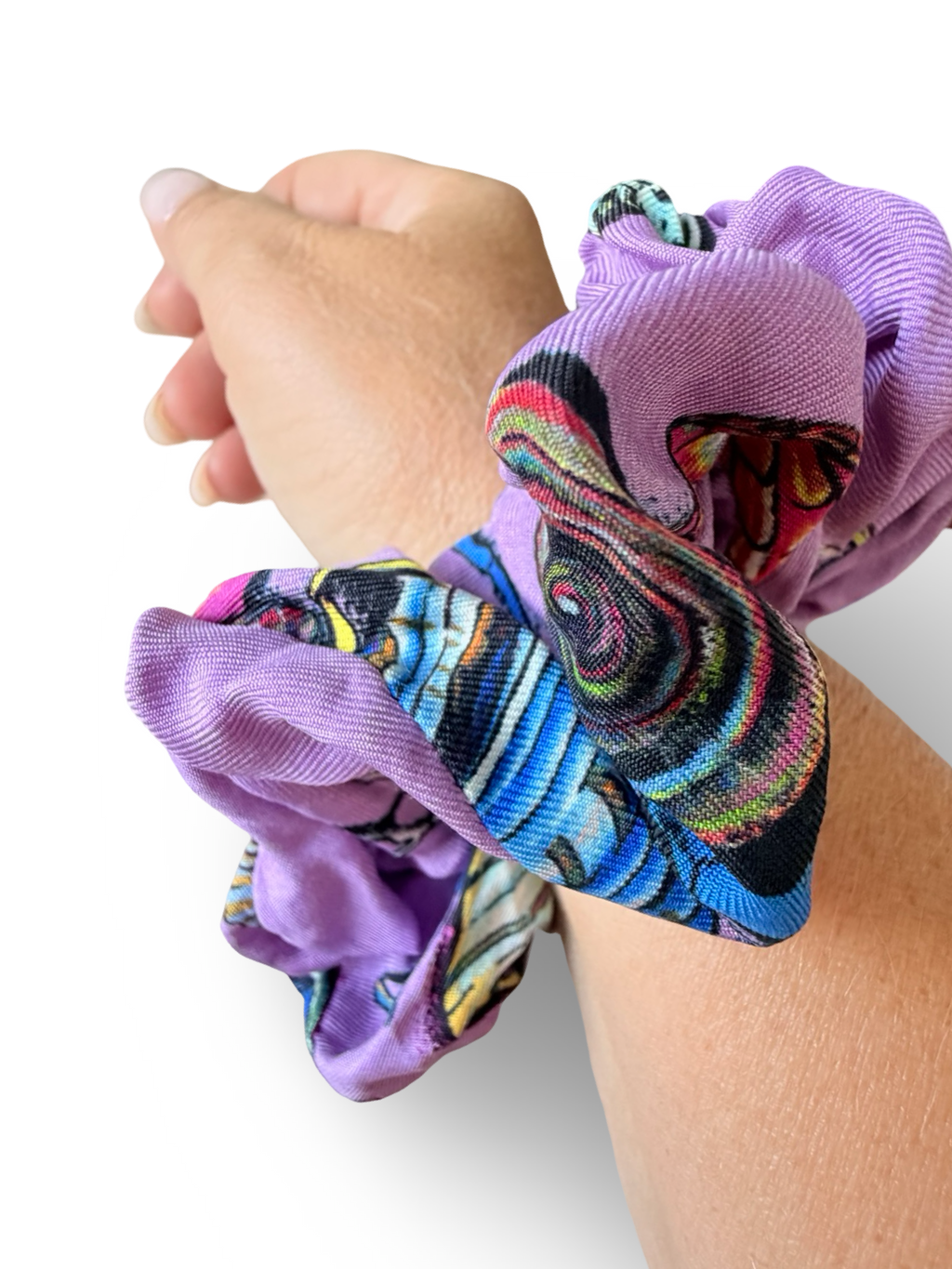 VERSACE – Trésor de la Mer Silk Scrunchie with Long Ribbon – Light Blue, Purple & Multicolor – 100% Silk – Made in Italy – 100% Authentic | Previously Owned