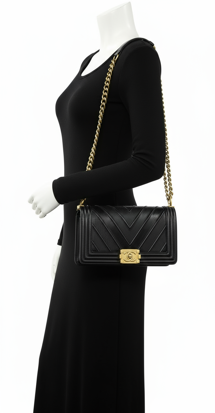 CHANEL – Boy Chanel Shoulder Bag – 100% Authentic ✨Previously Owned Very Good Condition ~36% off MSRP