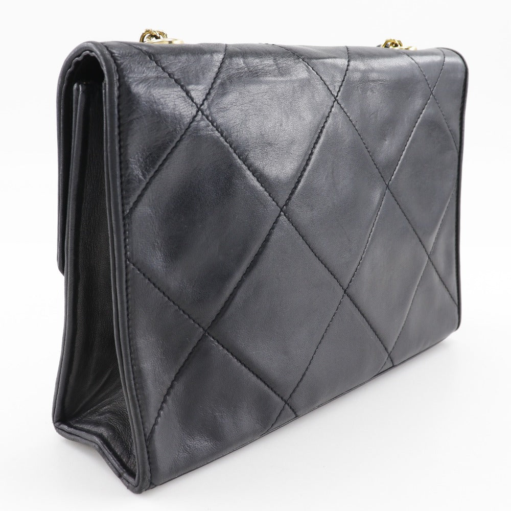 Chanel Chain Shoulder Bag in Black Lambskin – Vintage Matelassée