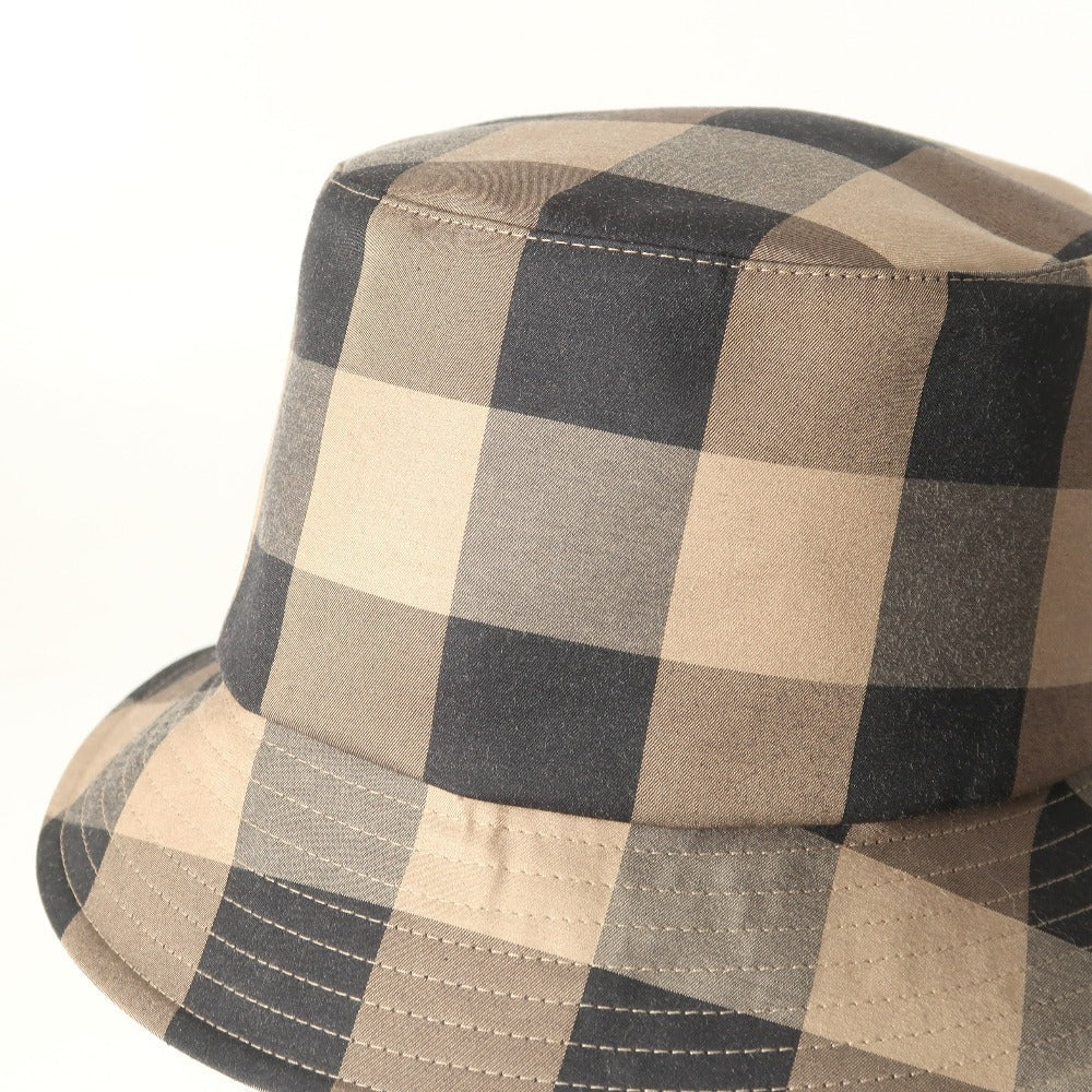 Christian Dior                                                Teddy-D Bob Hat Multicolor Reversible          100% Authentic                                              ✨Pre-Owned Like New Condition                        ~ 24% off MSRP ✨Editors Pick ✨