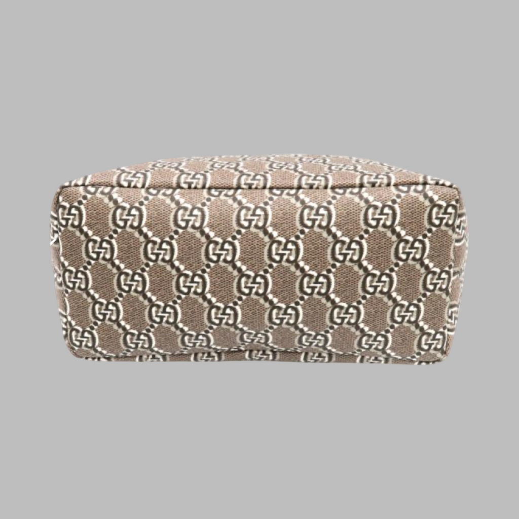 Vintage Gucci GG Supreme Clutch Authentic Previously Owned