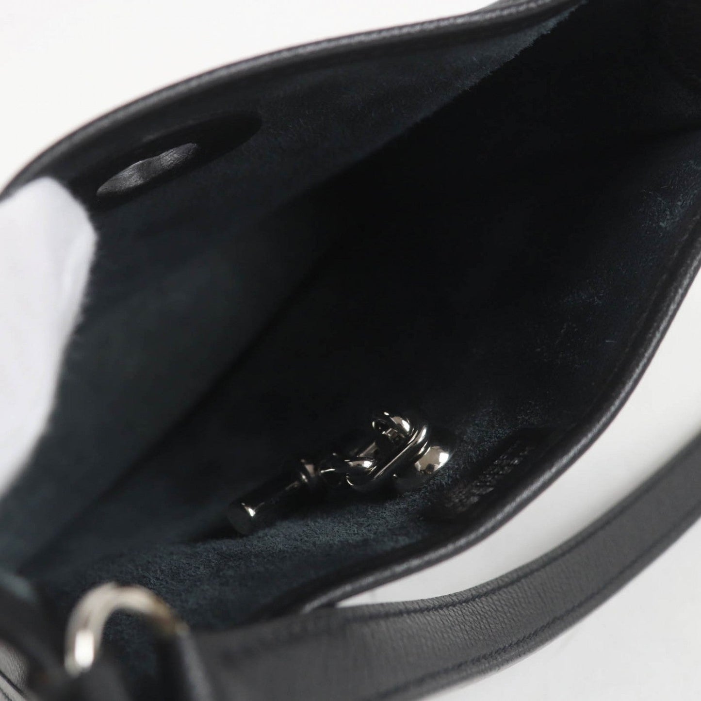 HERMÈS – Vespa TPM Shoulder Bag – Epsom Leather – □H Stamp 2004 – 100% Authentic ✨Pre-Owned SA Condition ~27% Off MSRP