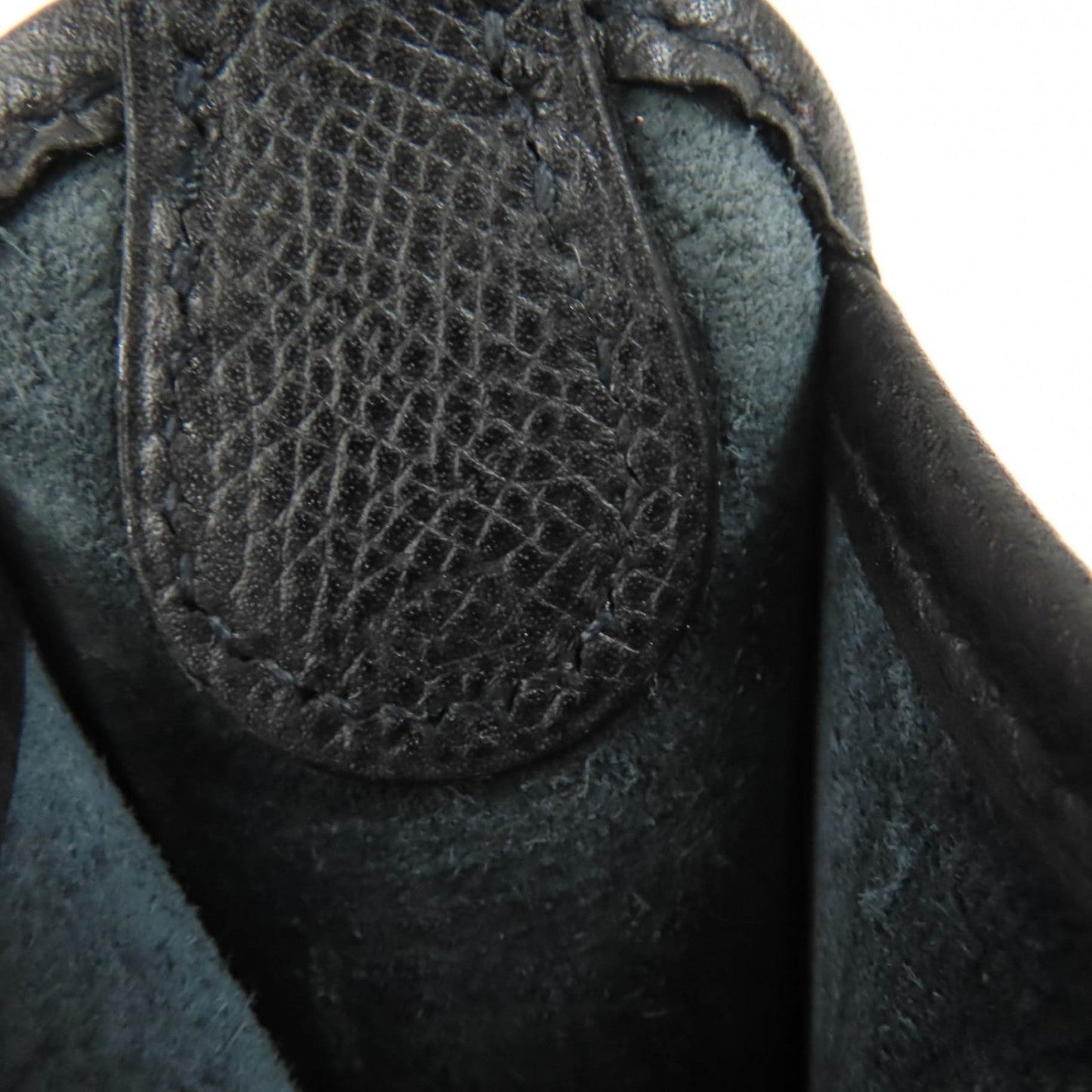 HERMÈS – Vespa TPM Shoulder Bag – Epsom Leather – □H Stamp 2004 – 100% Authentic ✨Pre-Owned SA Condition ~27% Off MSRP