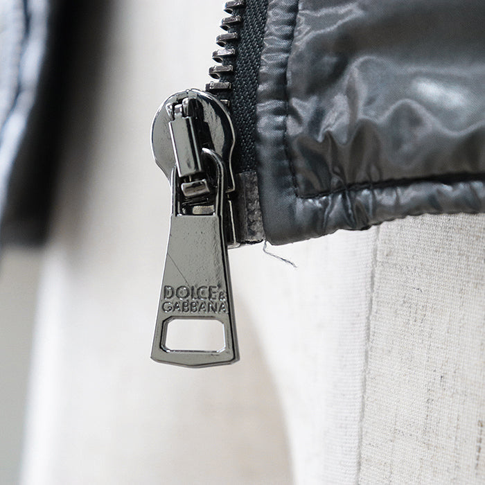 DOLCE & GABBANA – Gray Nylon Jacket – Men’s Size 46 – 100% Authentic ✨ Excellent Pre-Owned Condition ~27% Off MSRP