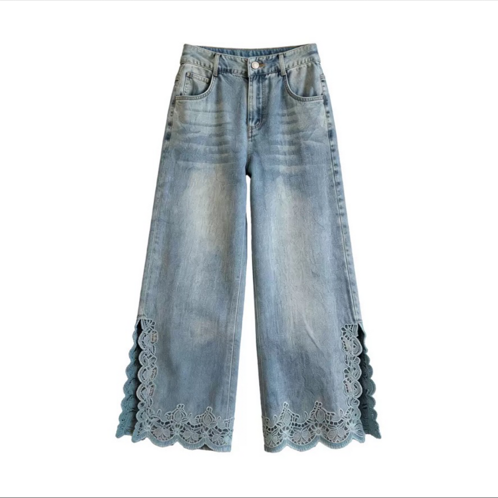 Lace-Trim Wide-Leg Denim Jeans – High-Waisted Light Wash