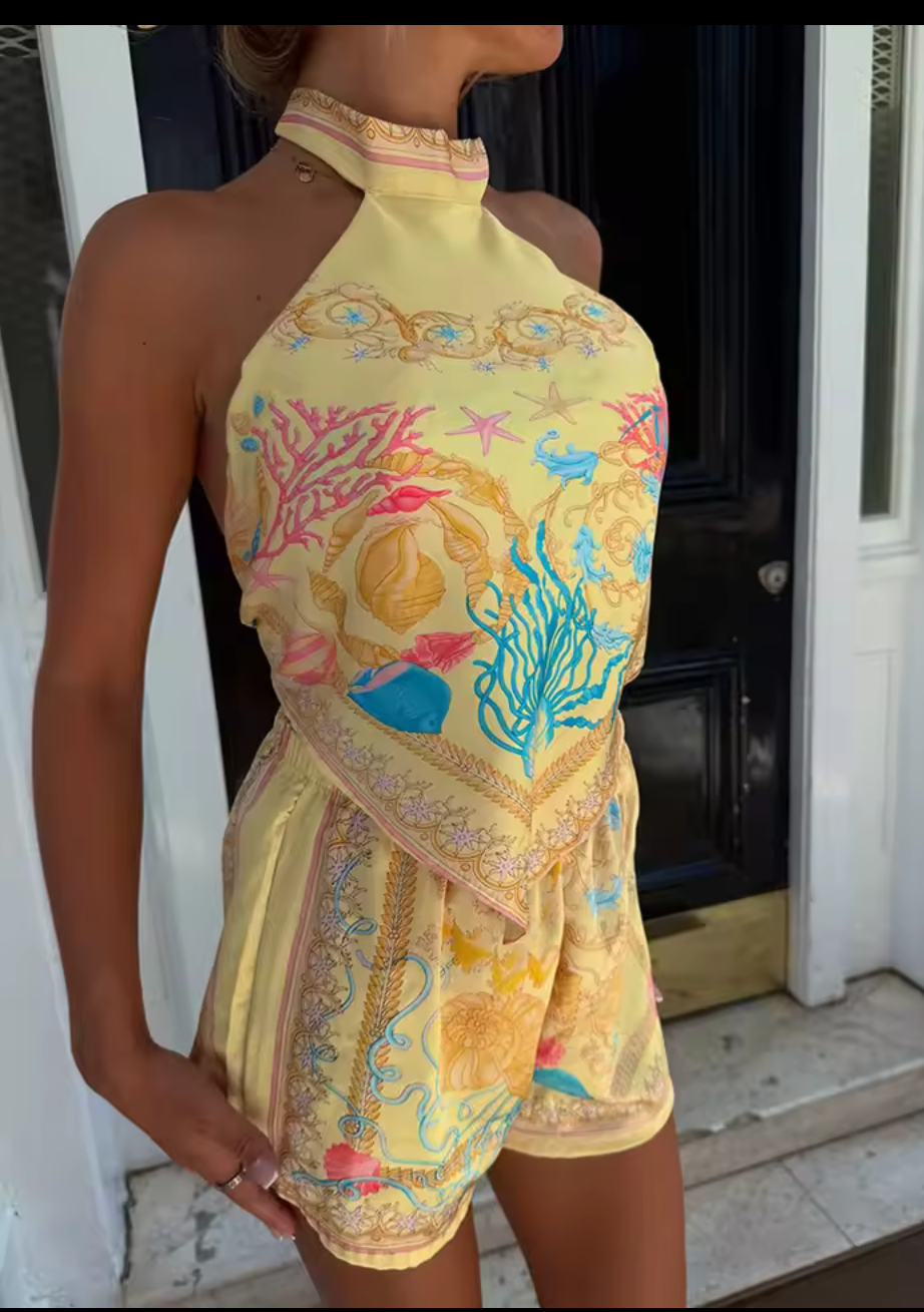 Resort Scarf-Print Halter Top & Shorts Set – Slim Fit Sleeveless Two-Piece Summer Set
