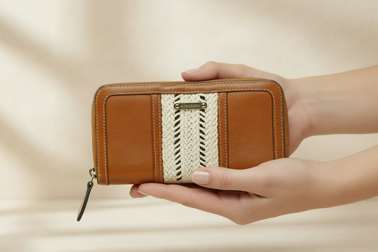 Burberry Round Zip Long Wallet Brown Ivory Leather Pr-Owned – Excellent Condition | L’LUXE Authentic’s