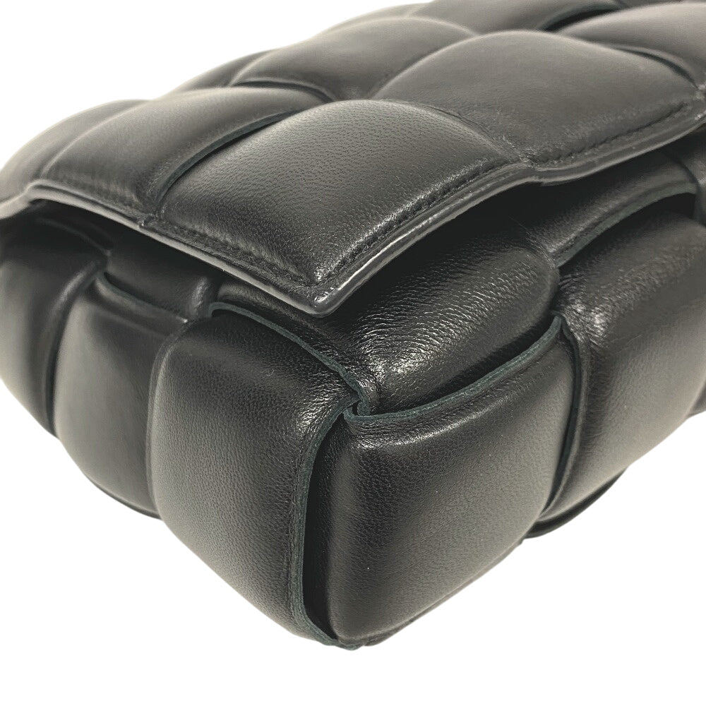 BOTTEGA VENETA – Chain Padded Cassette Shoulder Bag – Black Maxi Intrecciato Leather – 100% Authentic ✨Previously Owned Very Good Condition ~31% Off MSRP