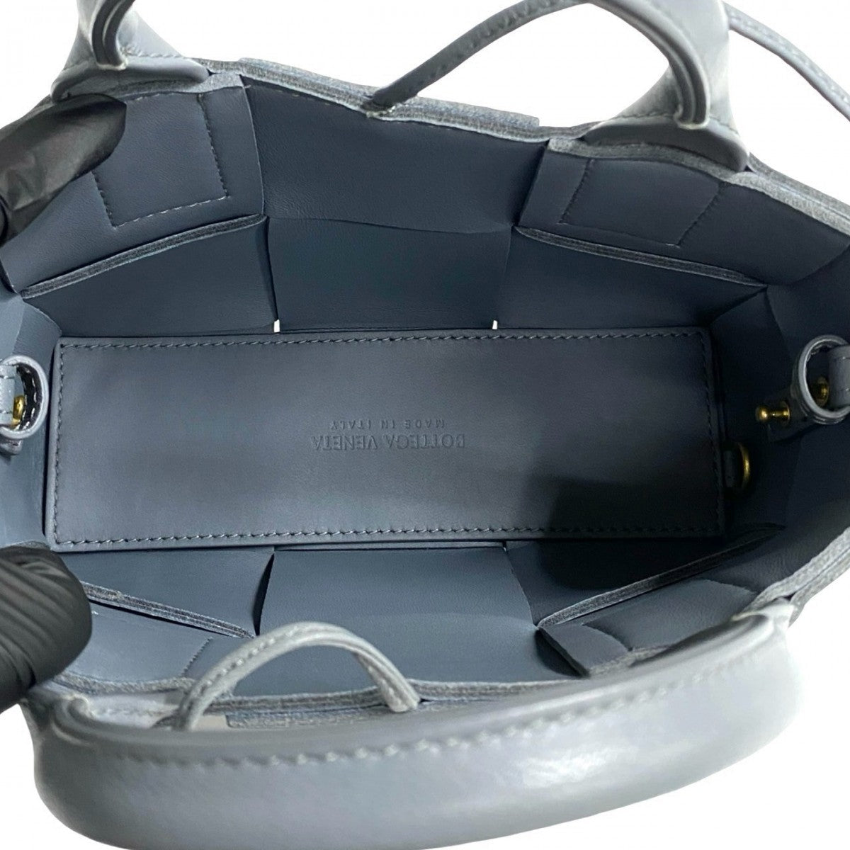 BOTTEGA VENETA – Arco Mini Intrecciato Shoulder Bag – Grey Leather – 100% Authentic ✨Previously Owned Excellent Condition ~30% Off MSRP