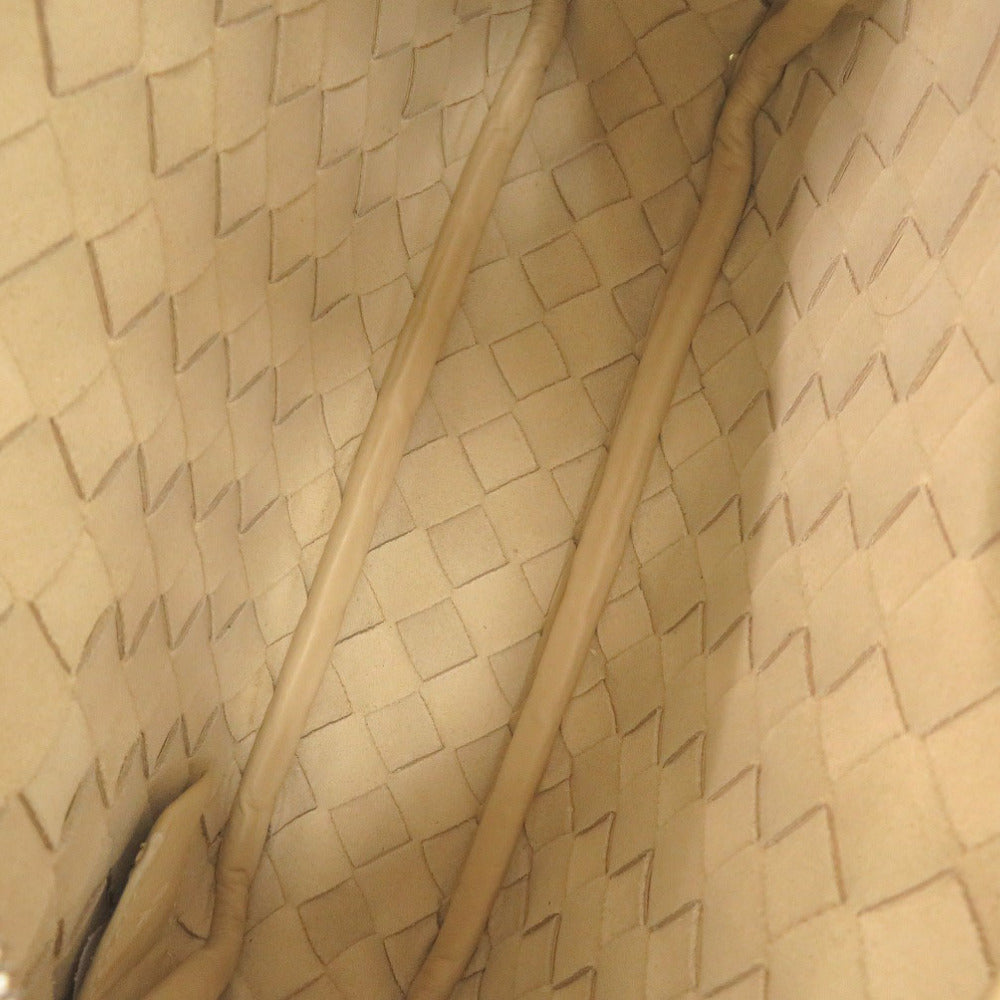 BOTTEGA VENETA – Intrecciato Shoulder Bag – Beige Leather – 100% Authentic ✨Previously Owned Near Mint Condition ~33% Off MSRP