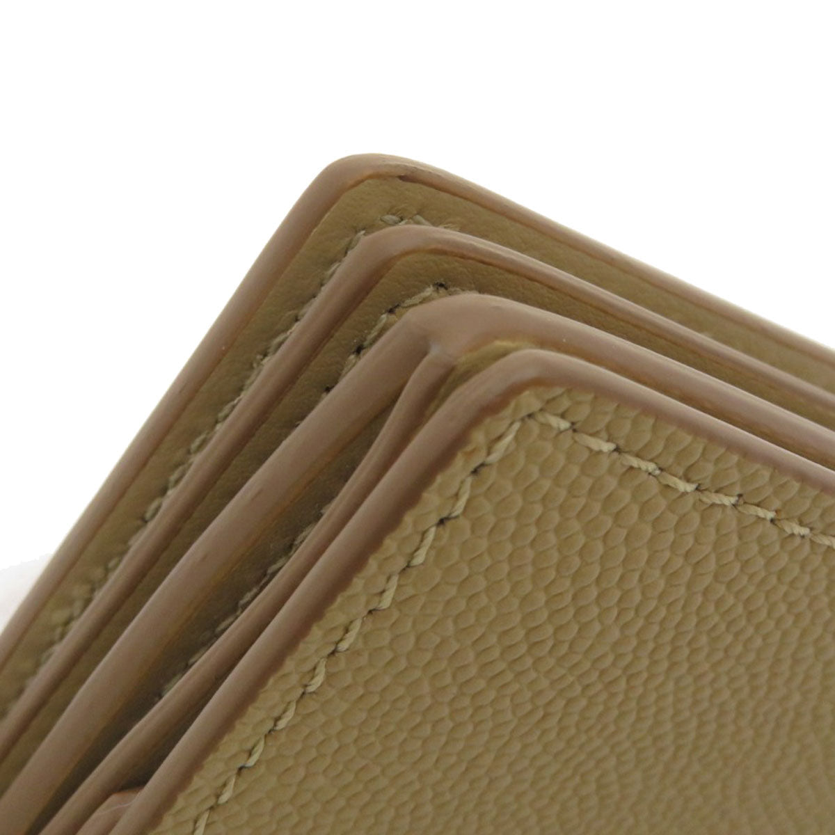 BURBERRY – Coin Chain Wallet – Beige Calfskin  100% Authentic ✨Previously Owned Excellent Condition ~32% Off MSRP