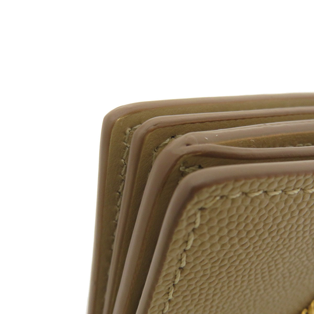 BURBERRY – Coin Chain Wallet – Beige Calfskin  100% Authentic ✨Previously Owned Excellent Condition ~32% Off MSRP