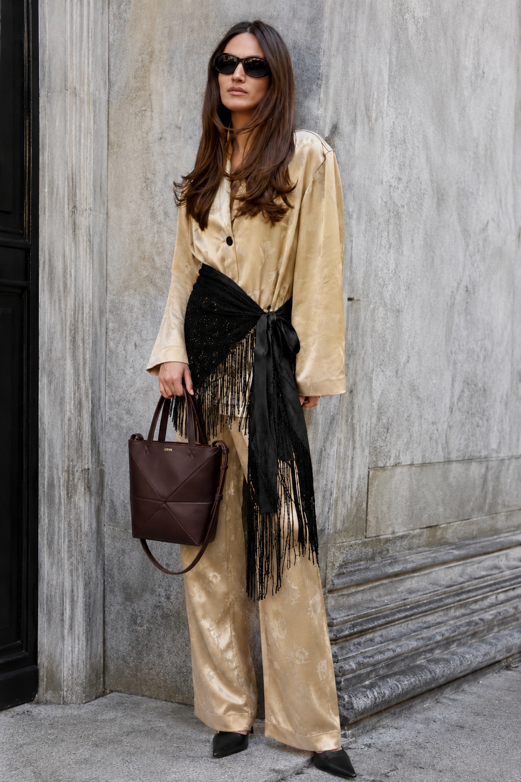 L’LUXE Crochet Fringe Wrap – Apricot & Black