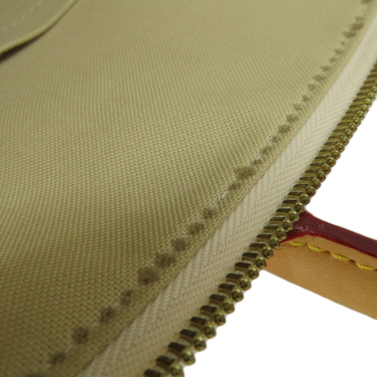 LOUIS VUITTON Riviera MM Tote