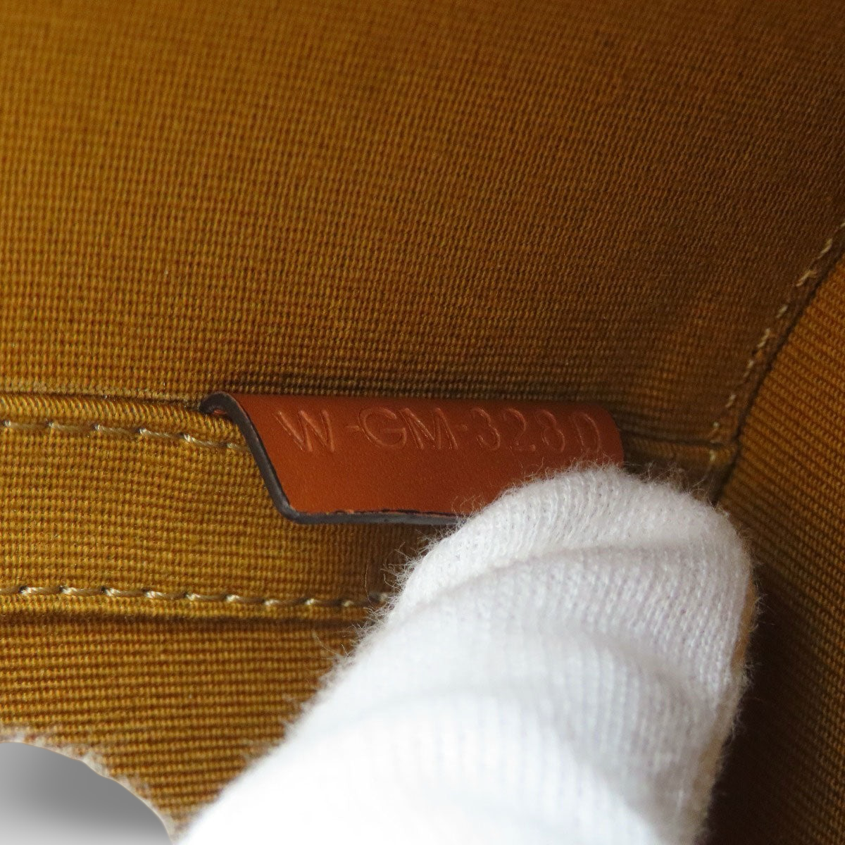 CELINE – Tambour Triomphe Shoulder Bag – Brown PVC & Calfskin – 100% Authentic ✨Previously Owned Excellent condition ~28% Off MSRP