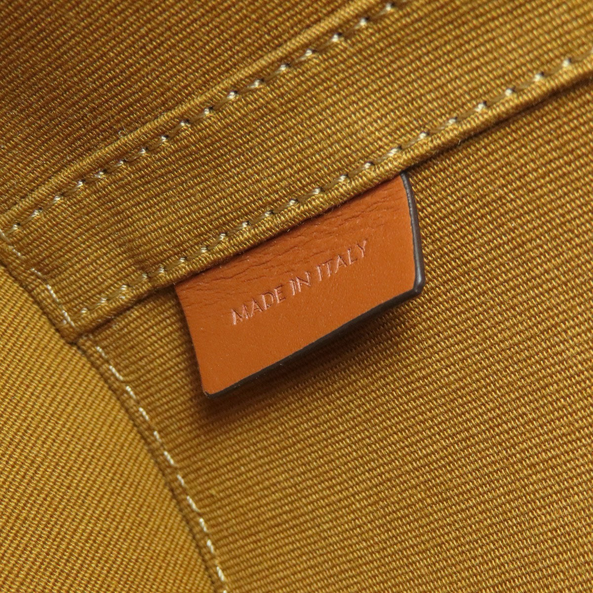 CELINE – Tambour Triomphe Shoulder Bag – Brown PVC & Calfskin – 100% Authentic ✨Previously Owned Excellent condition ~28% Off MSRP