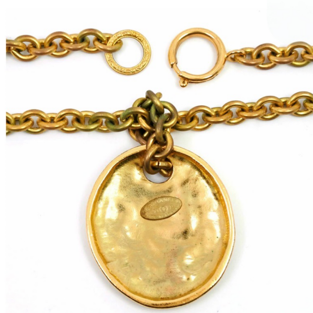 CHANEL – Coco Mark Medallion Necklace – 93P – 1993 Spring Collection – Gold Plated – Previously Owned