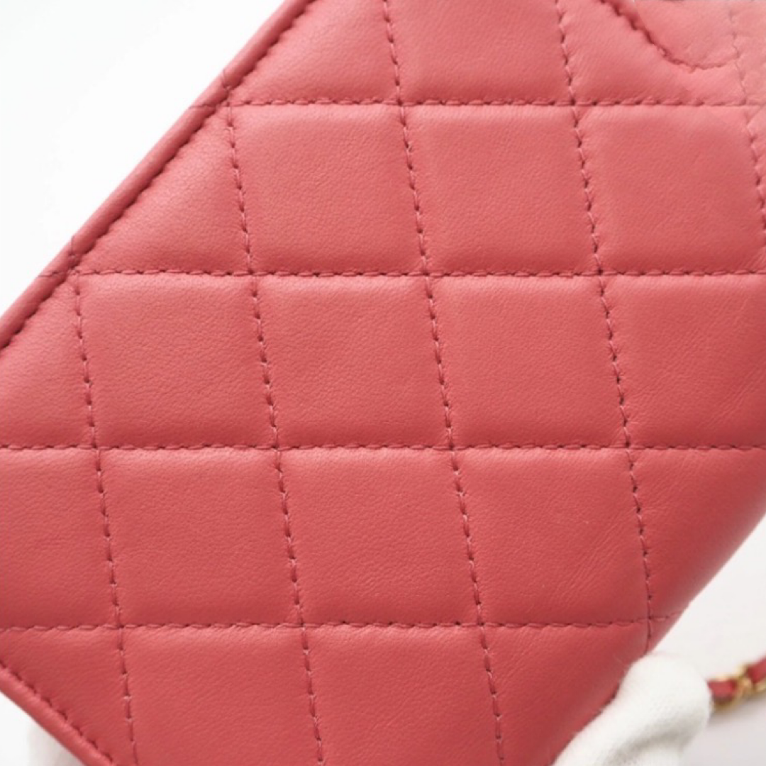 CHANEL Matelassé Bijou Lambskin Chain Shoulder Bag Pink – Crystal CC Mini Crossbody | Authentic-Previously Owned